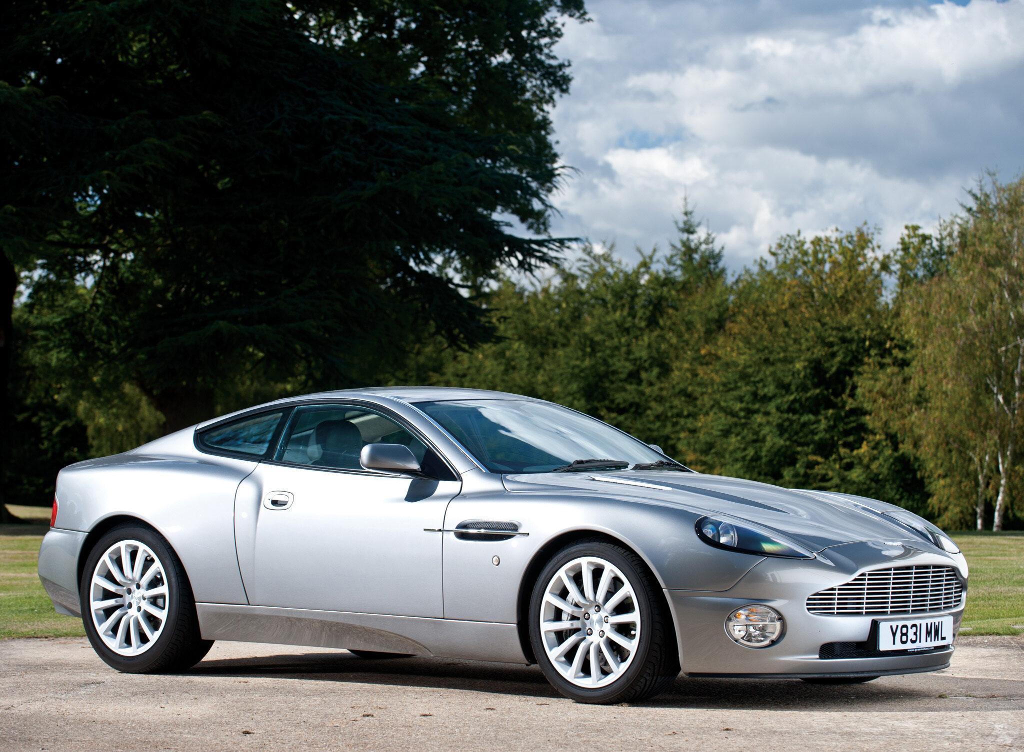 Aston Martin Vanquish 2001 Handcrafted Shooting Brake Image