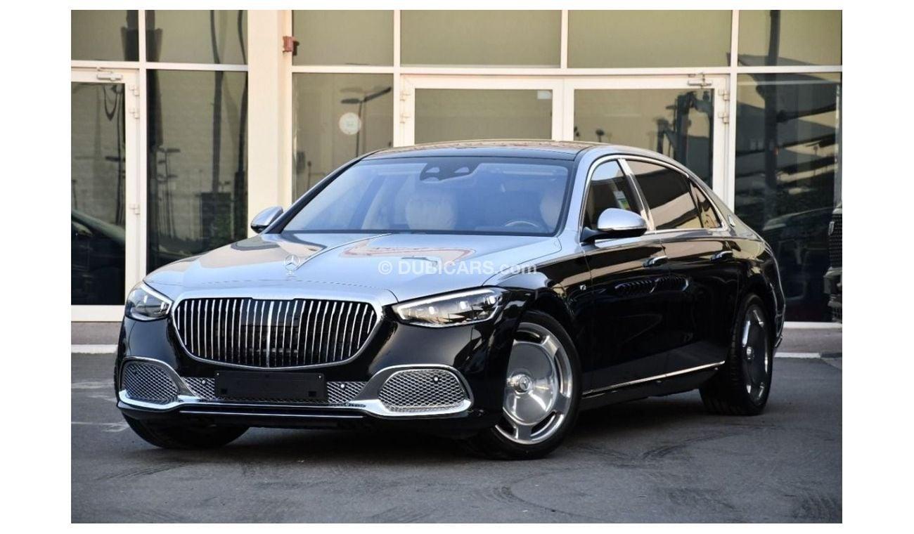 صورة لسيارة مرسيدس مايباخ S680 إميرالد آيل