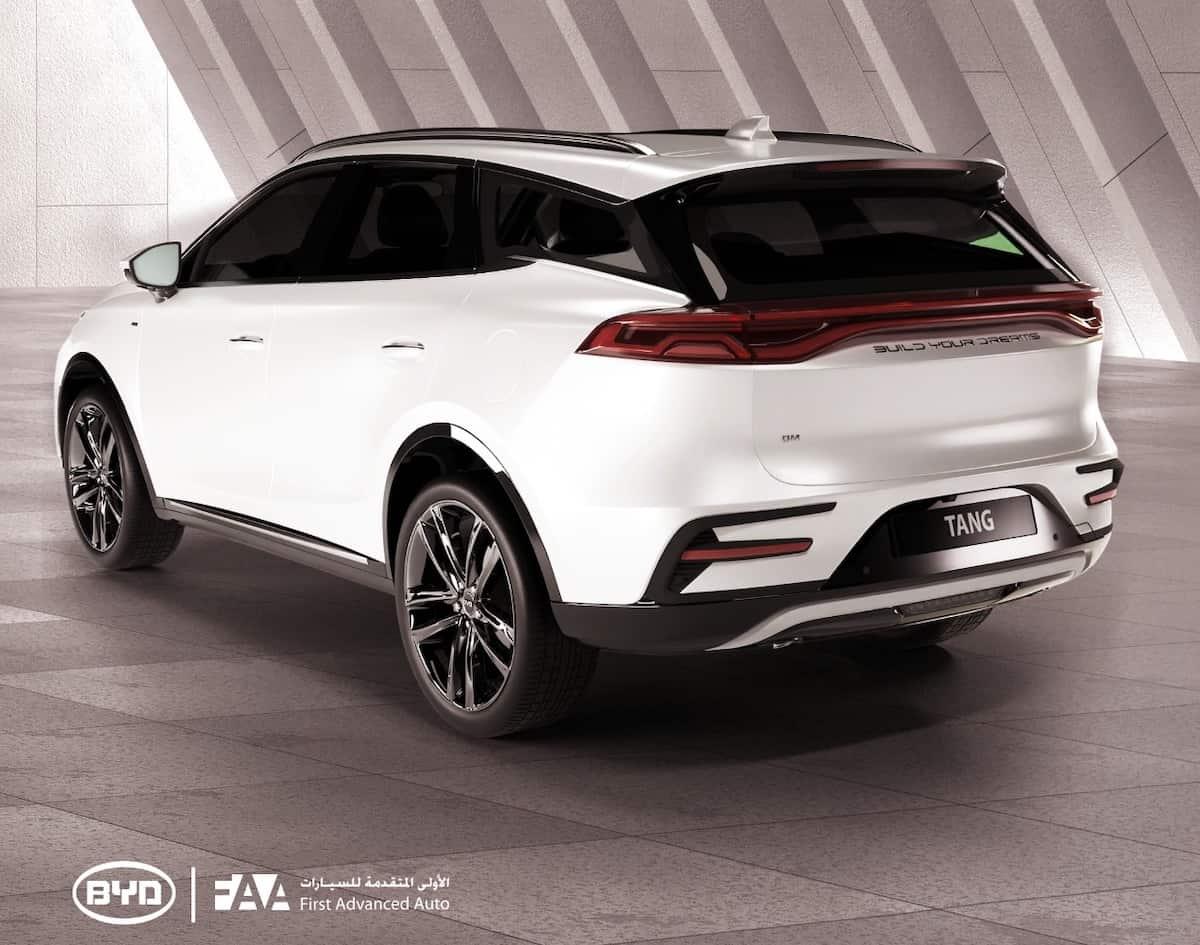 صورة لبي واي دي هايبركار تظهر قوتها الهائلة