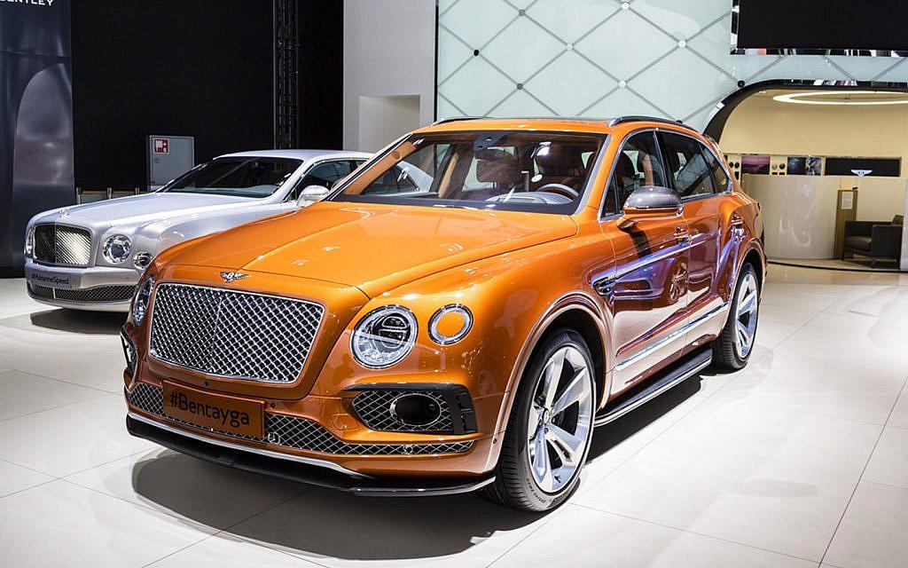 صورة لسيارة بنتلي بنتايجا